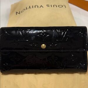 Louis Vuitton Glossy Black Wallet